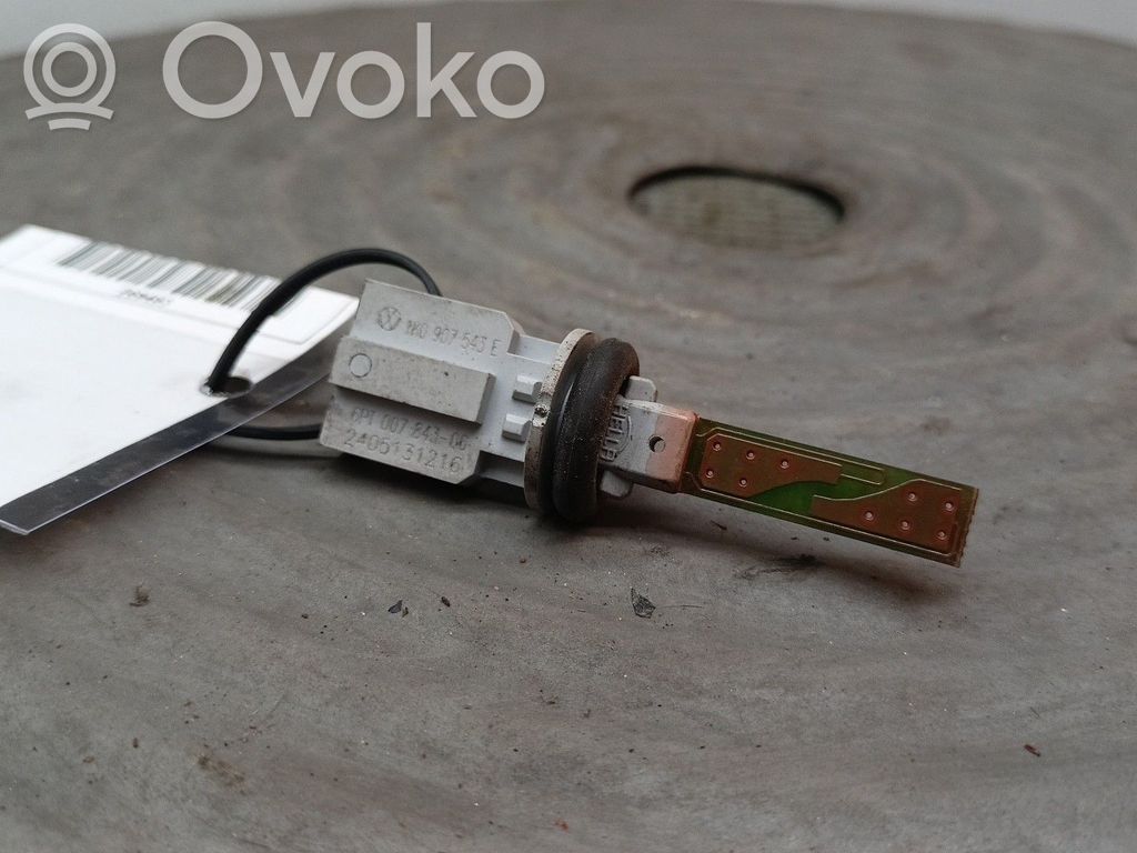 Lauko temperatūros matuoklis   1K0907543E,2405131216,6PT00784306