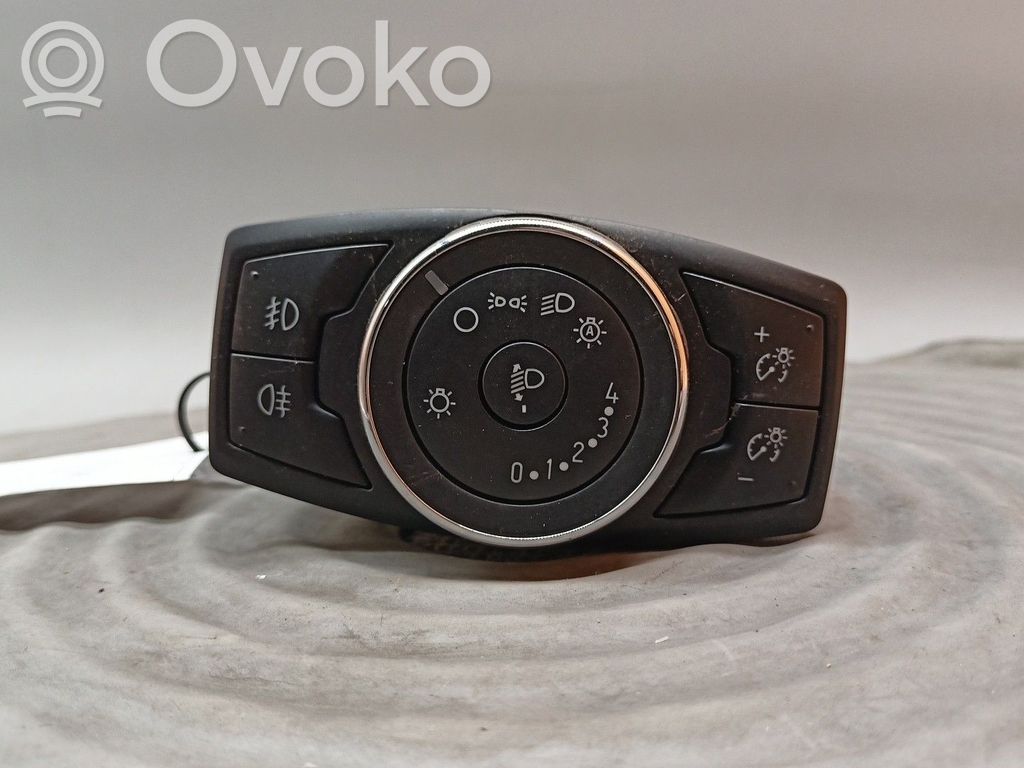 Включатель фонарей   XXXX13A024XX,10097646