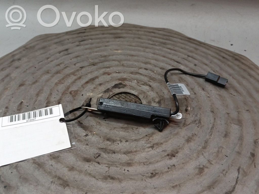Усилитель антенны   7CP118K891AA,20120917,28232386,7CP118K891AA