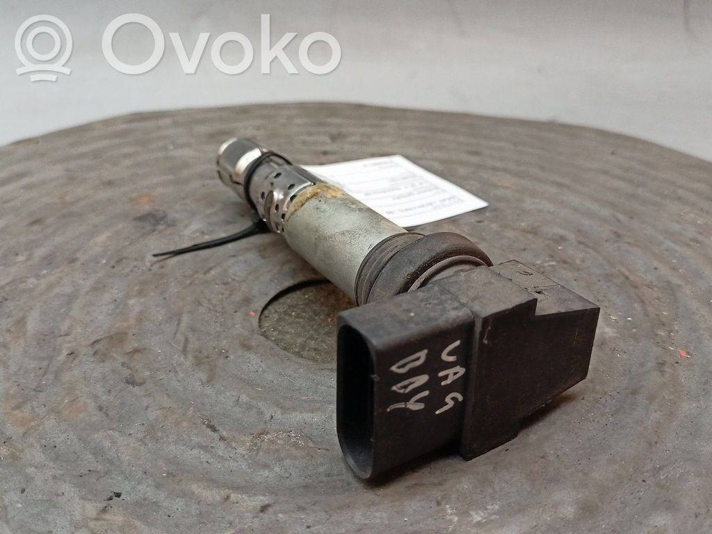 Bobina de encendido de alto voltaje   036905715