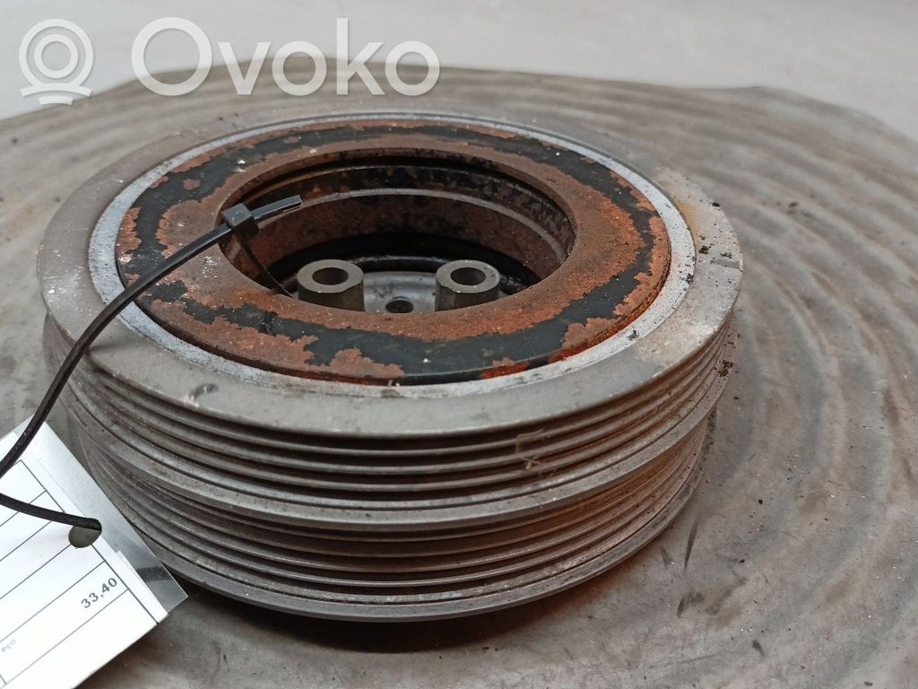 Kampiakselin vauhtipyörä   038105243F