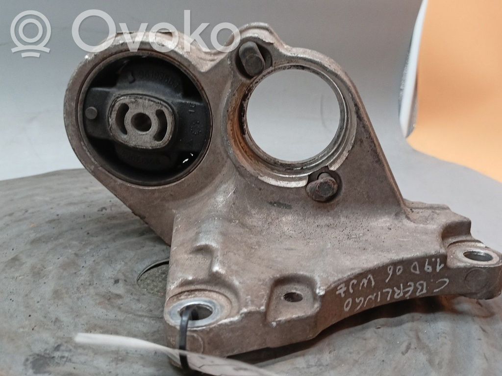 Dzinēja spilvens   9637792580,WJY,WJZ