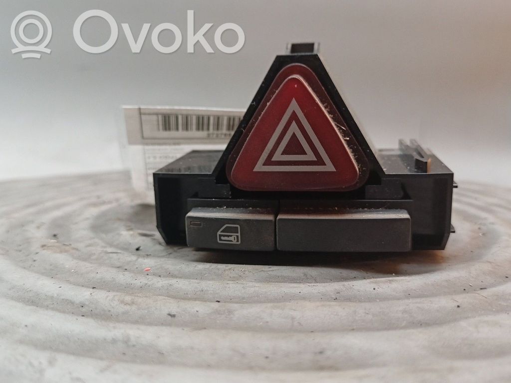 Hazard light switch   91164953