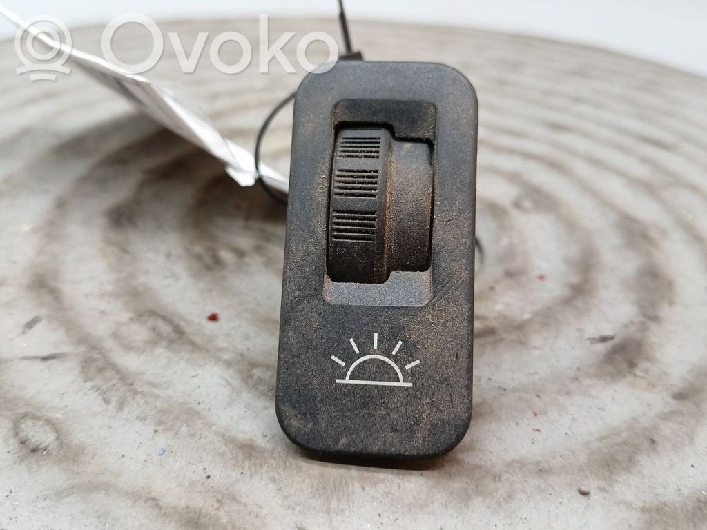 Valokatkaisija   6554F3
