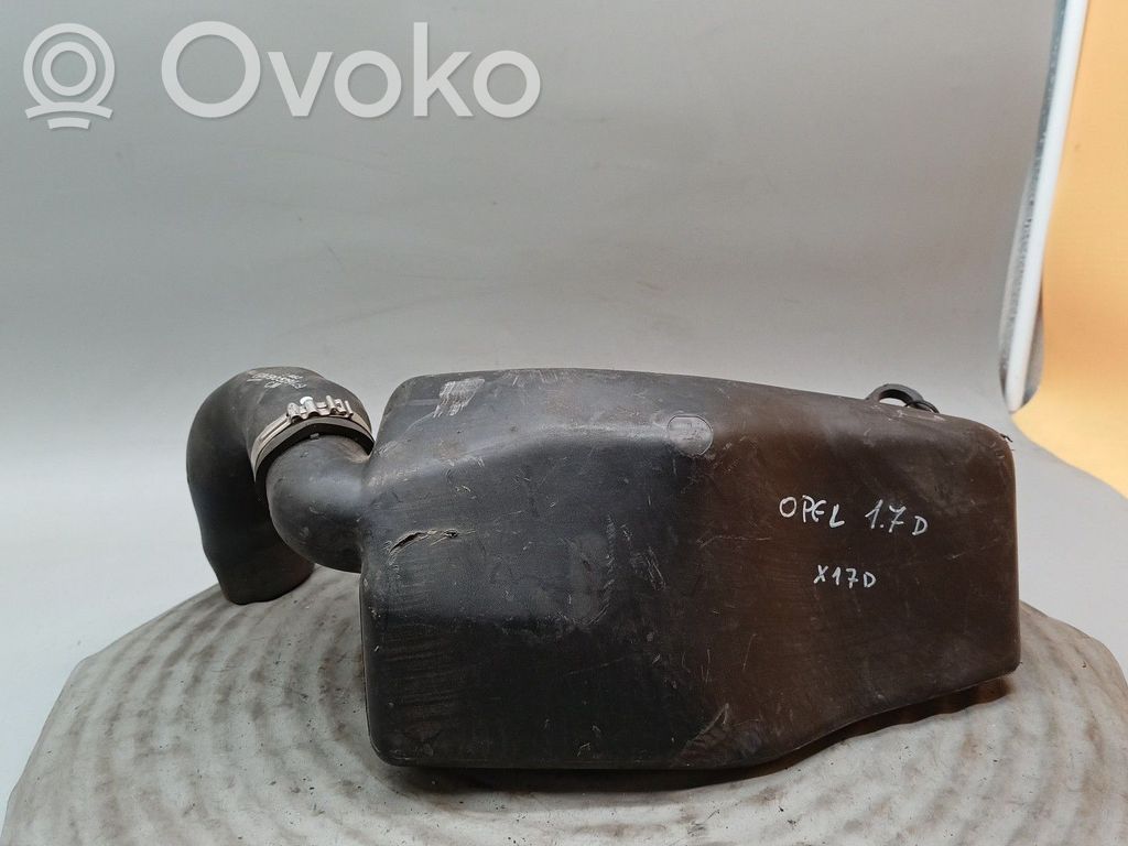 Opel Corsa B Intake manifold 