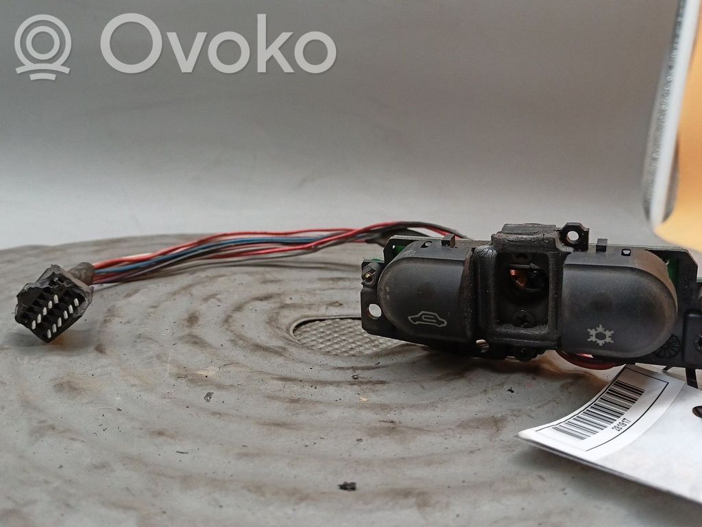 Multifunctional control switch/knob   718032614