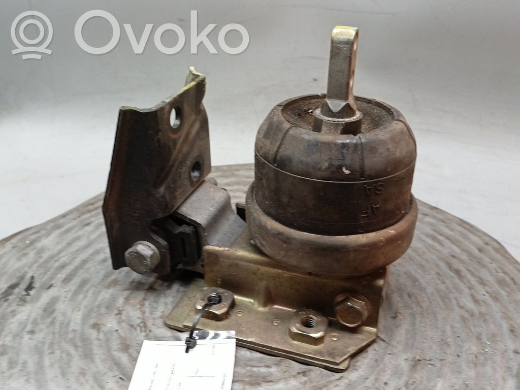 Подушка двигателя   7M0199131,95VW6B032