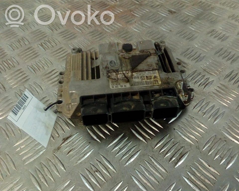 Moottorin ohjainlaite/moduuli   0281012526,BOSCH,EDC16C34
