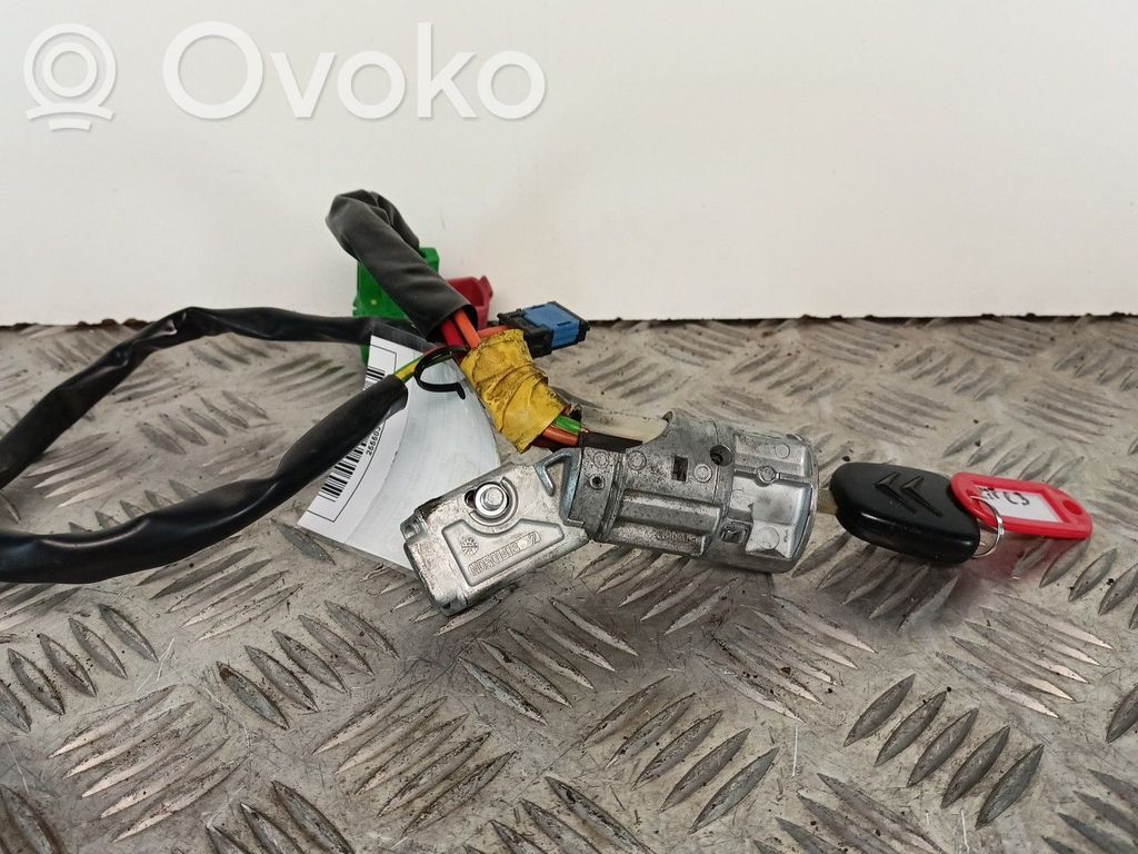 Užvedimo spynelė   CITROENC3