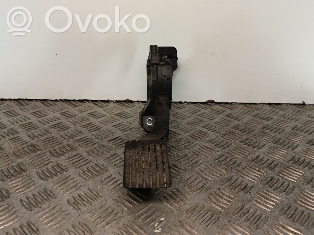 Akceleratoriaus pedalas   1600A093,6PV31202803