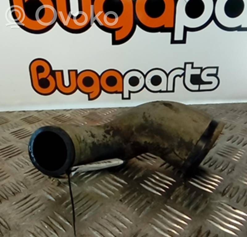 BMW 3 E36 Turboahtimen ilmanoton letku 