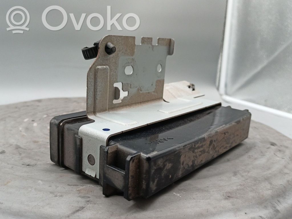 Užvedimo- blokavimo rėlė   88281SC200,97RI010625,X1T22173M1