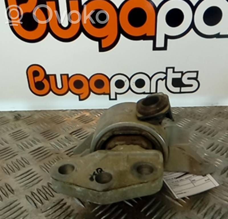 Opel Corsa D Dzinēja spilvens 