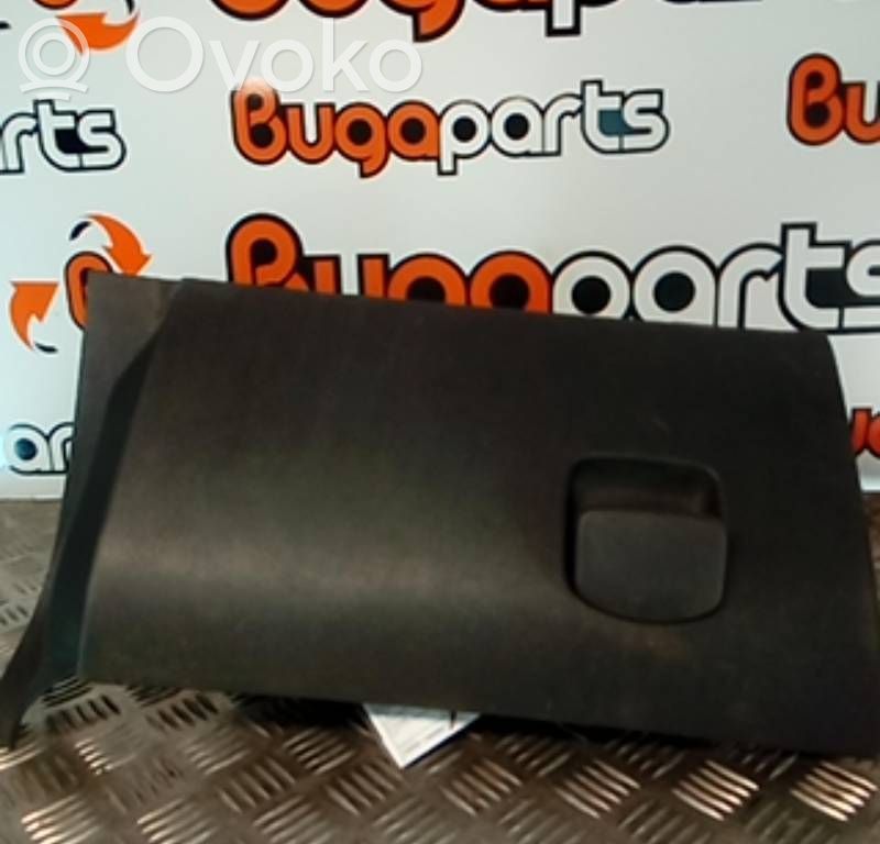 Glove box   13205097,460029937
