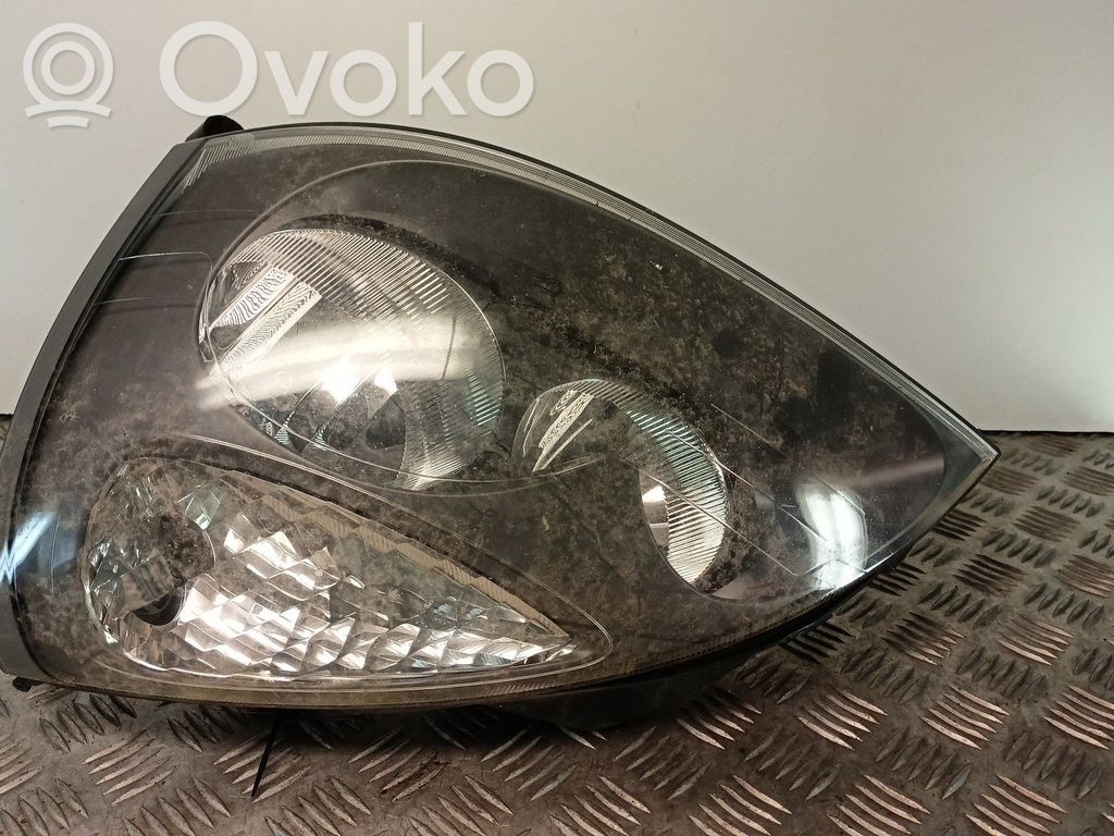 Priekšējais lukturis   15601900LI,15601700LI