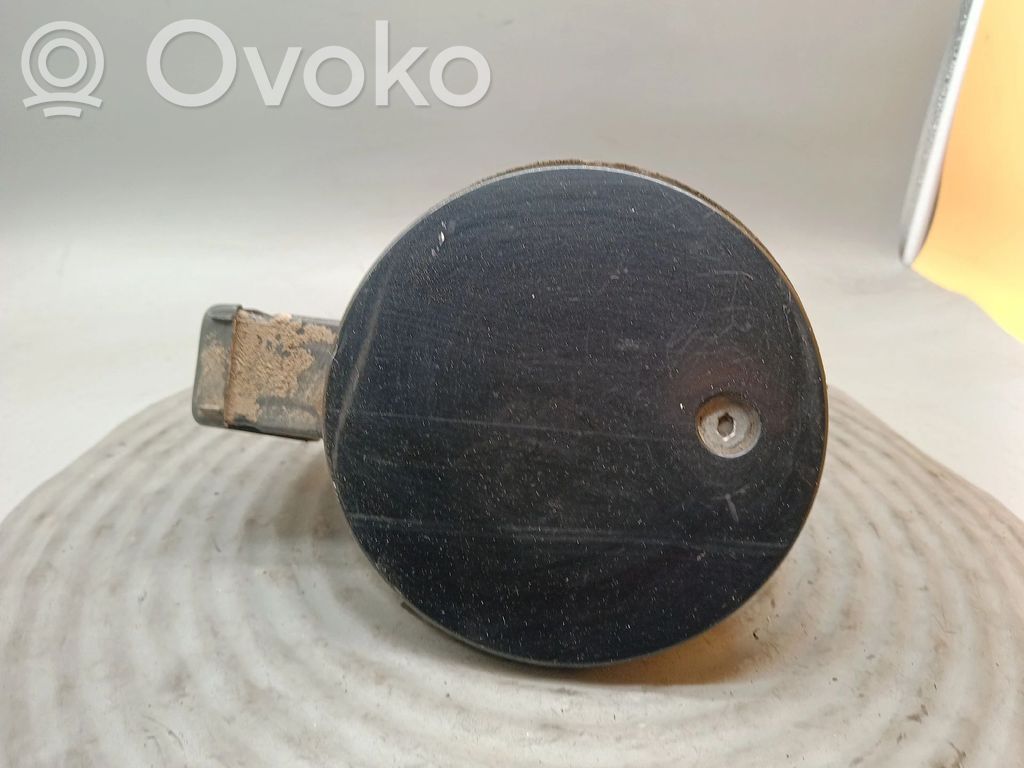 Polttoainesäiliön korkki   XS41A27936BB