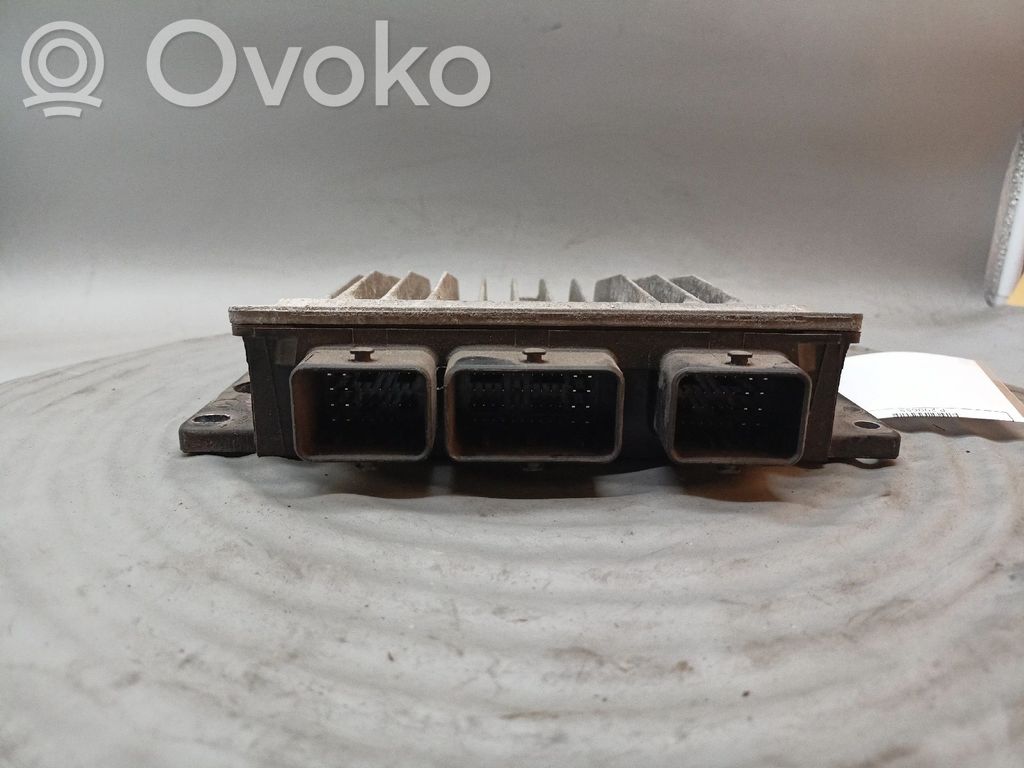 Блок управления двигателя   8200398934,8200449080,DELPHI,R0410B030C