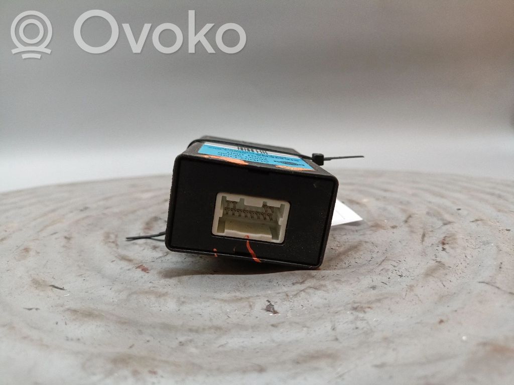 Nissan Primera Ignition-blocking relay 