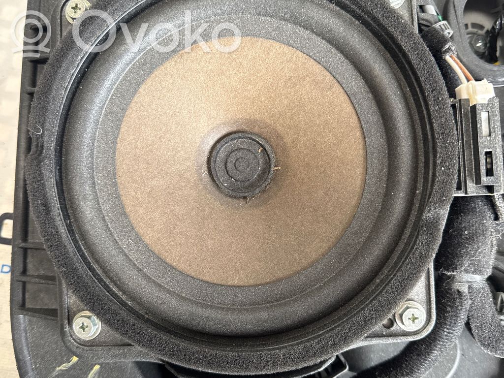 KIA Sorento Difuzor ușă față 