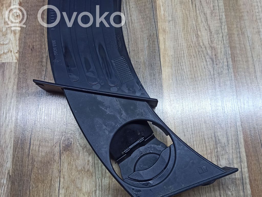 BMW 5 E60 E61 Cup holder front 