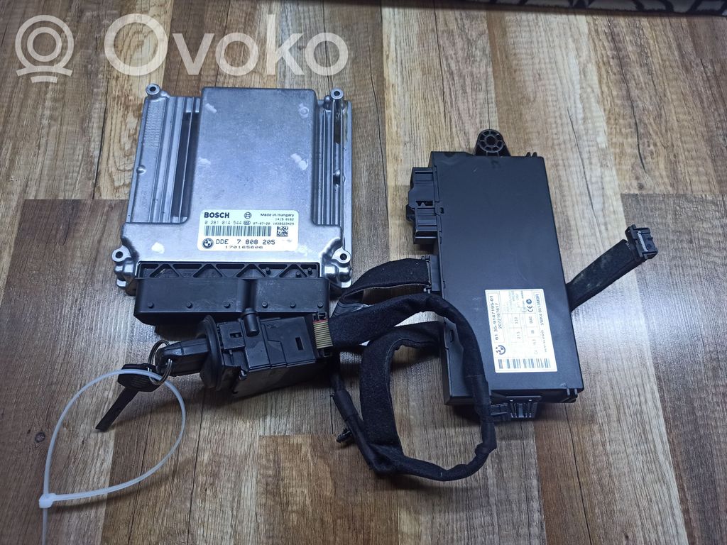 BMW 5 E60 E61 Kit centralina motore ECU e serratura 