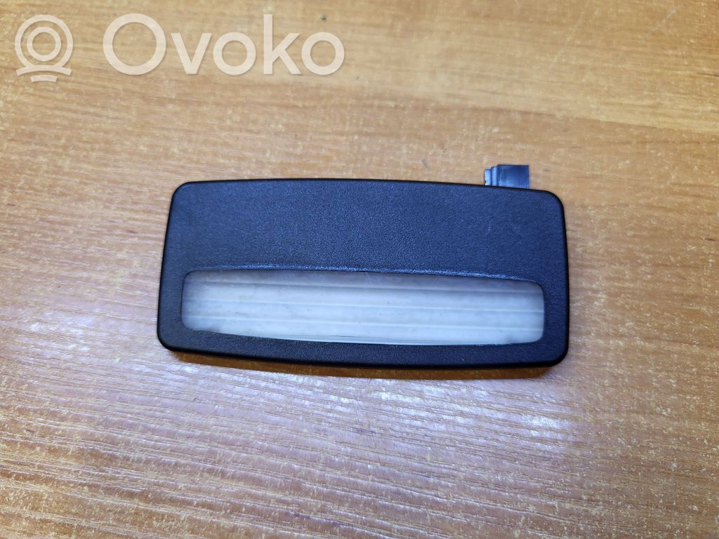 Etuistuimen valo   6966491,AL03