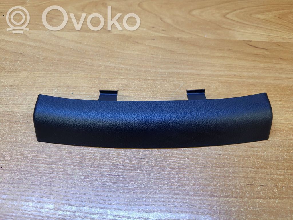 Panel trim   6960671