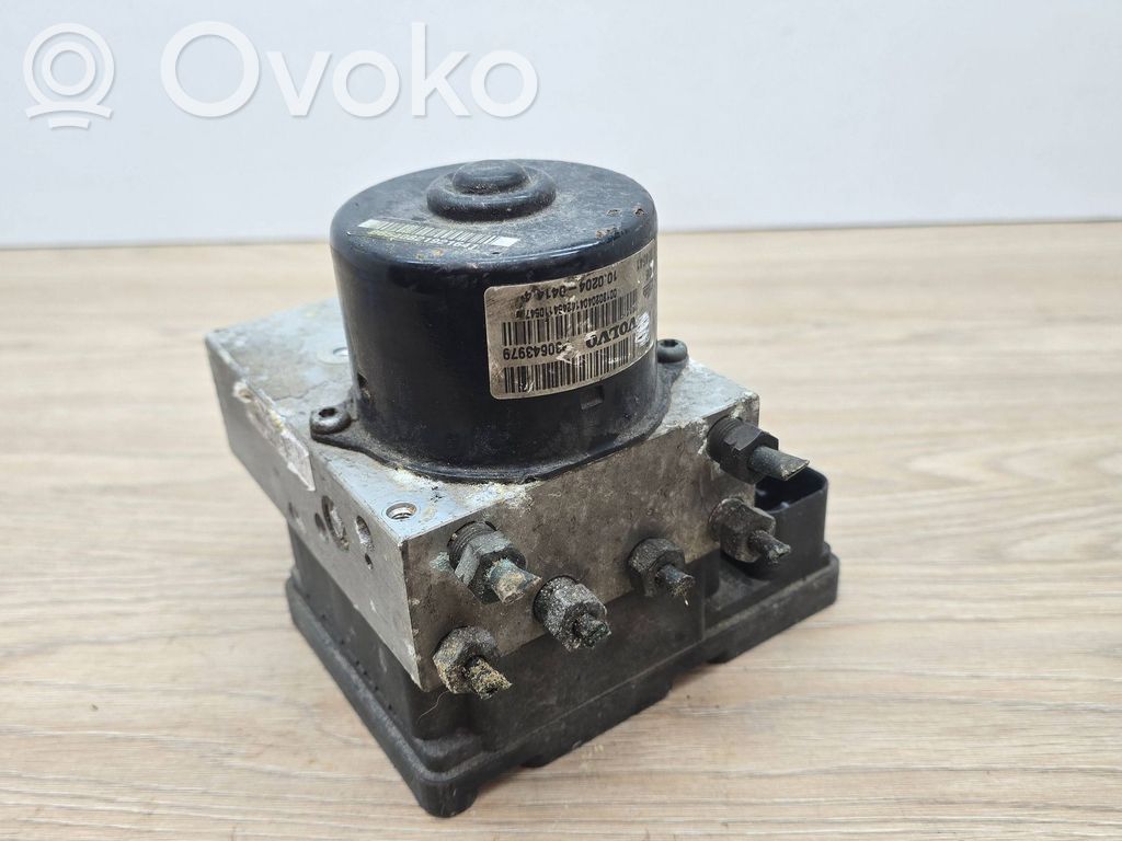 Volvo XC90 ABS Blokas 
