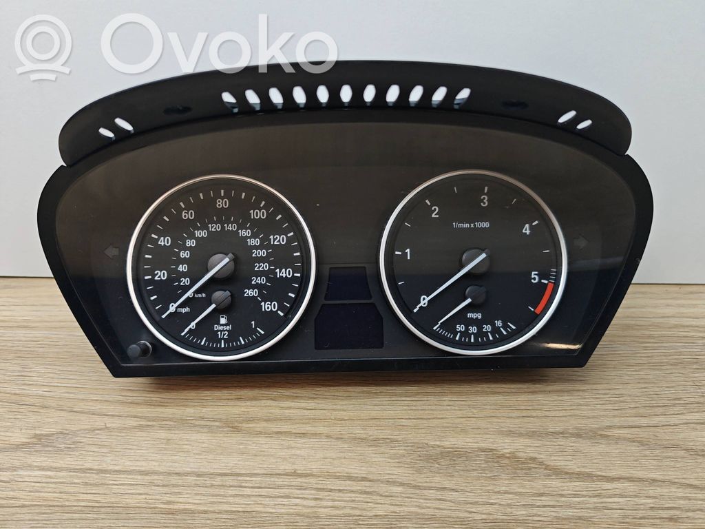 BMW X5 E70 Speedometer (instrument cluster) 