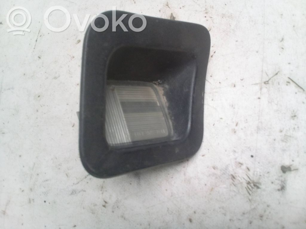 Dodge RAM 2500 DS Number plate light 