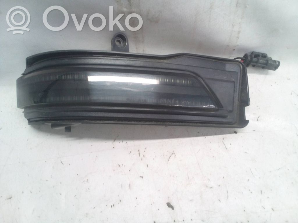 Dodge RAM Mirror indicator light 