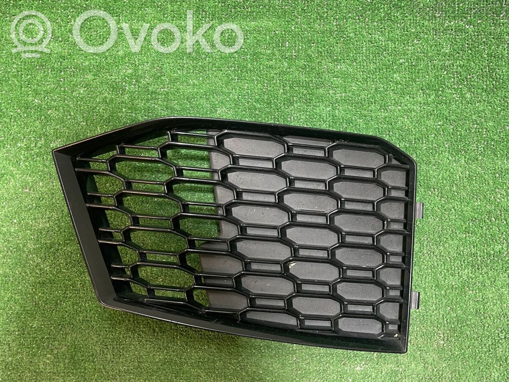 Audi A5 Unteres Gitter dreiteilig vorne 