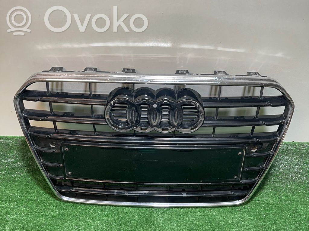 Audi A5 8T 8F Grilă radiator față 