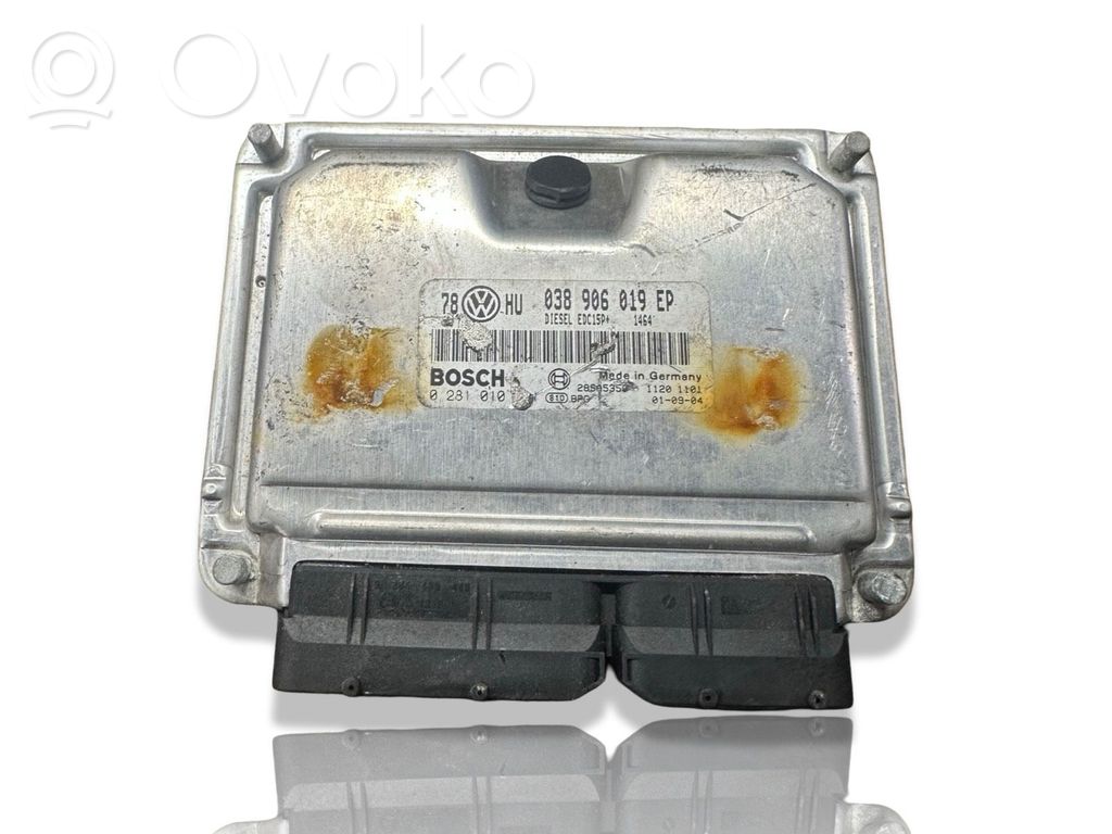Volkswagen PASSAT B5.5 Unitate/modul de control motor 