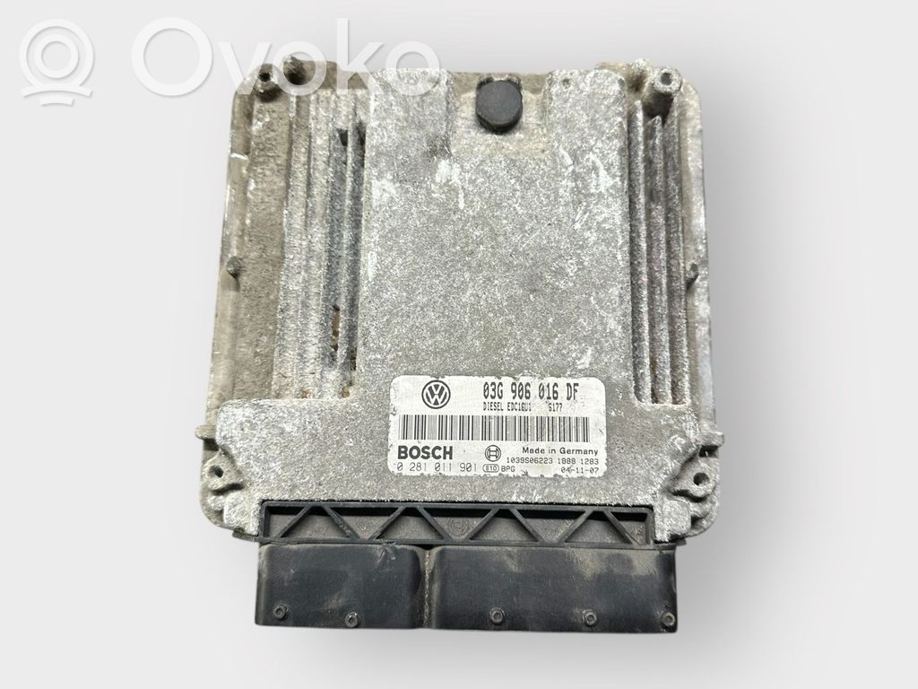 Volkswagen Golf V Engine control unit/module 