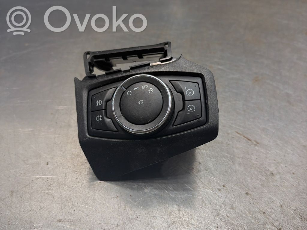 Ford Focus C-MAX Light switch 