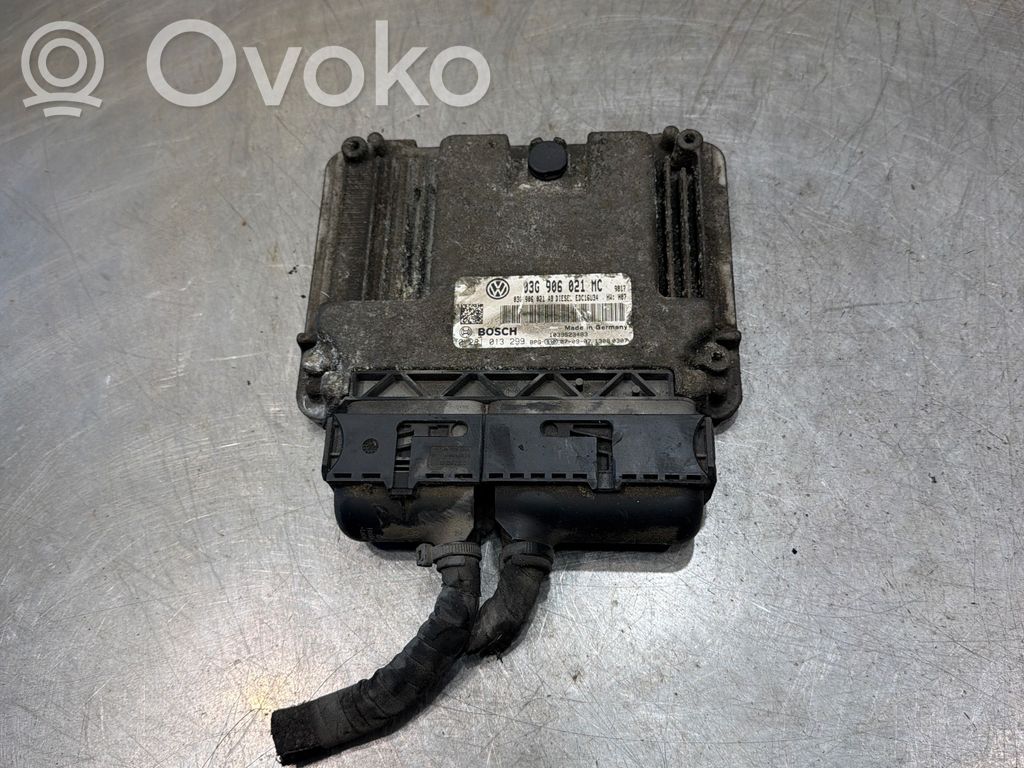 Skoda Octavia Mk2 (1Z) Engine control unit/module 