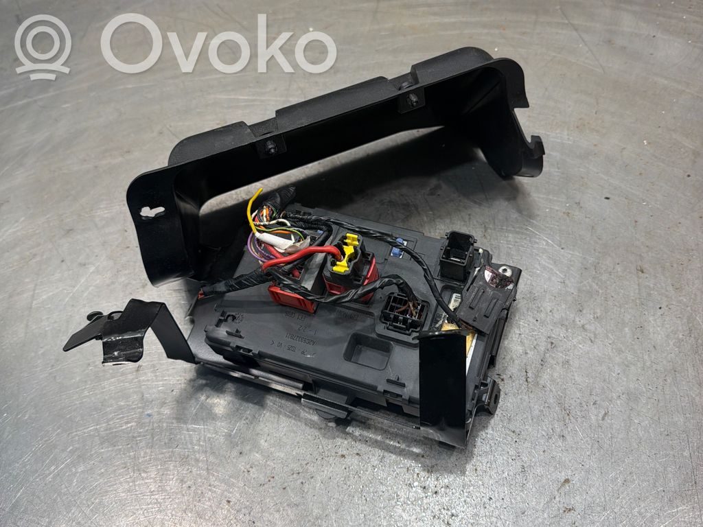Citroen Berlingo Piekabes āķa vadības bloks 