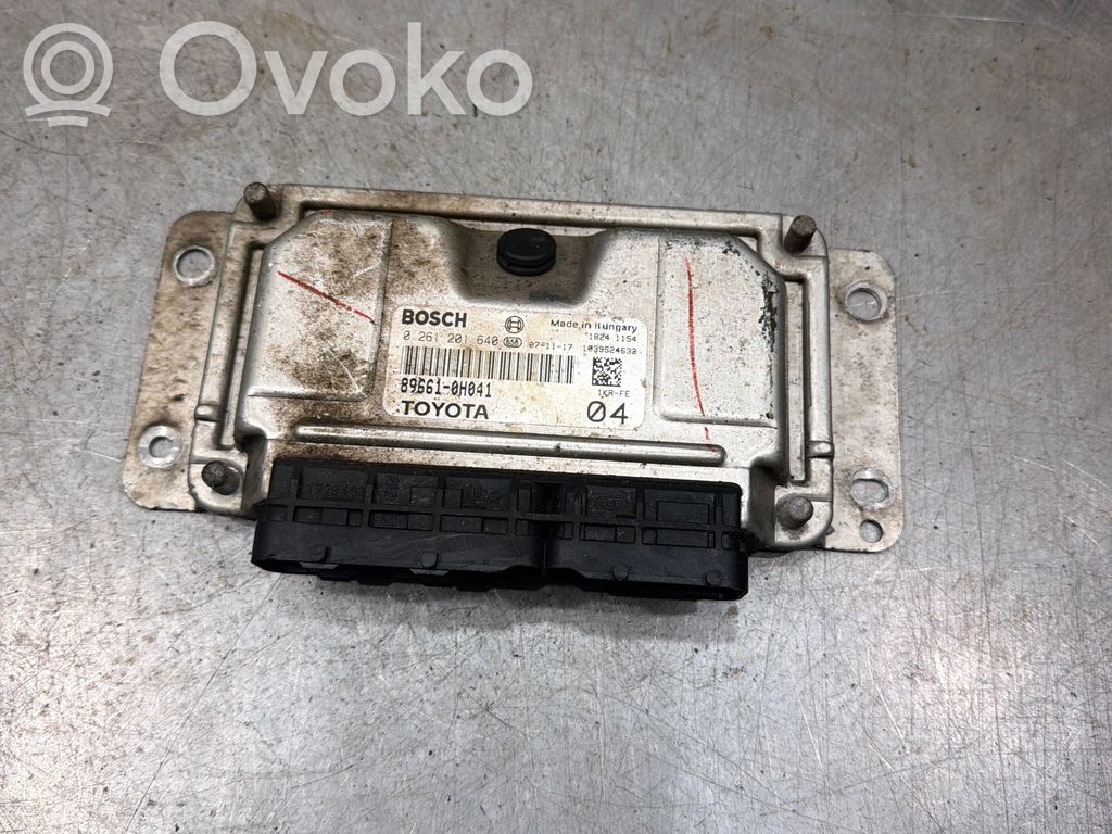 Toyota Aygo AB10 Unité de commande, module ECU de moteur 