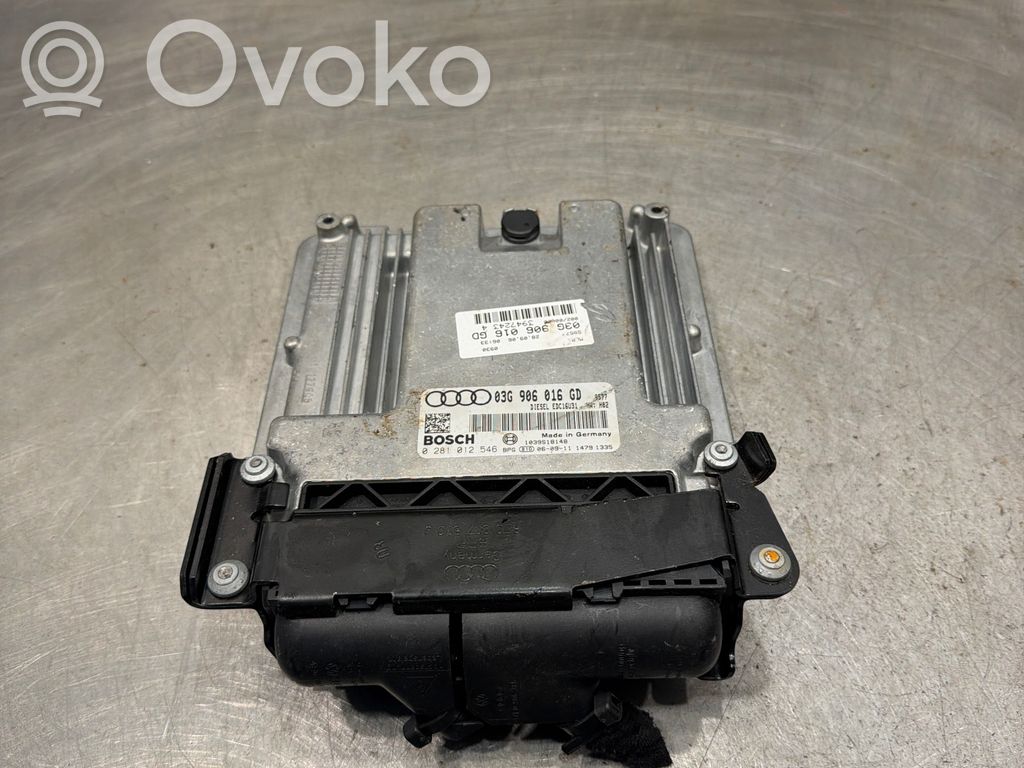 Audi A4 S4 B7 8E 8H Calculateur moteur ECU 