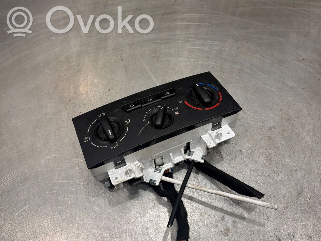 Peugeot Partner Ilmastoinnin ohjainlaite 