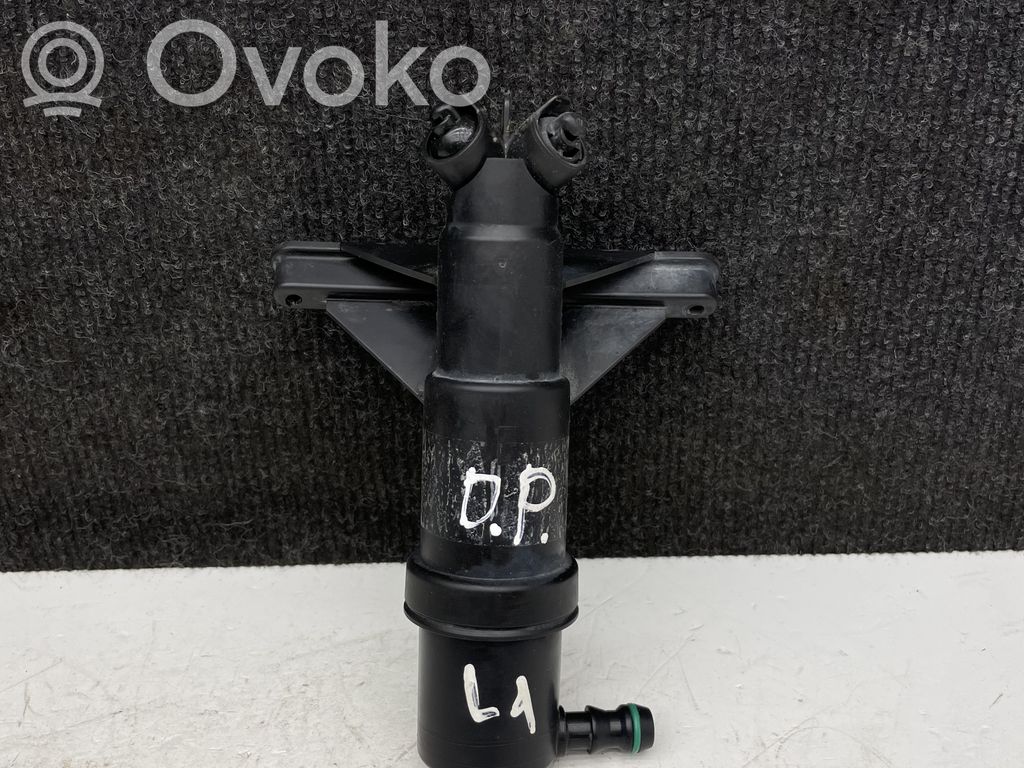 BMW 5 E60 E61 Headlight washer spray nozzle 