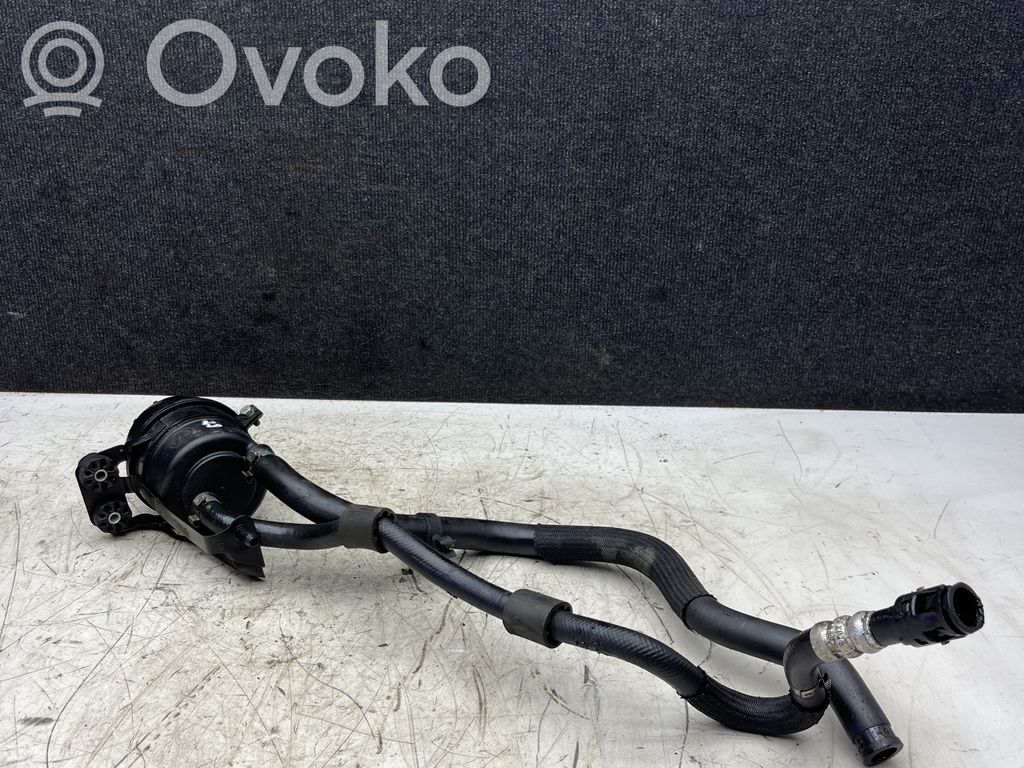 BMW 5 E60 E61 Ohjaustehostimen nestesäiliö 