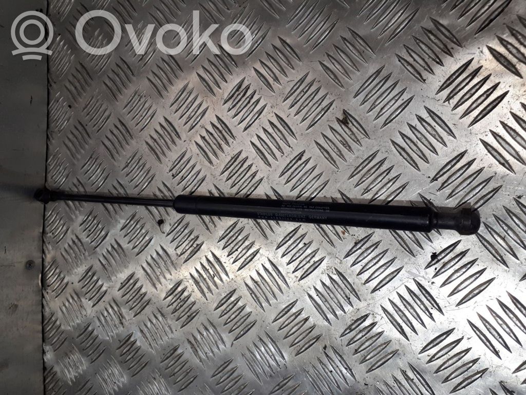 Volvo V50 Tailgate/trunk strut/damper 