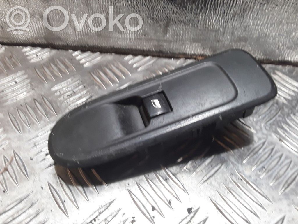 Electric window control switch   96565184XT,53269801