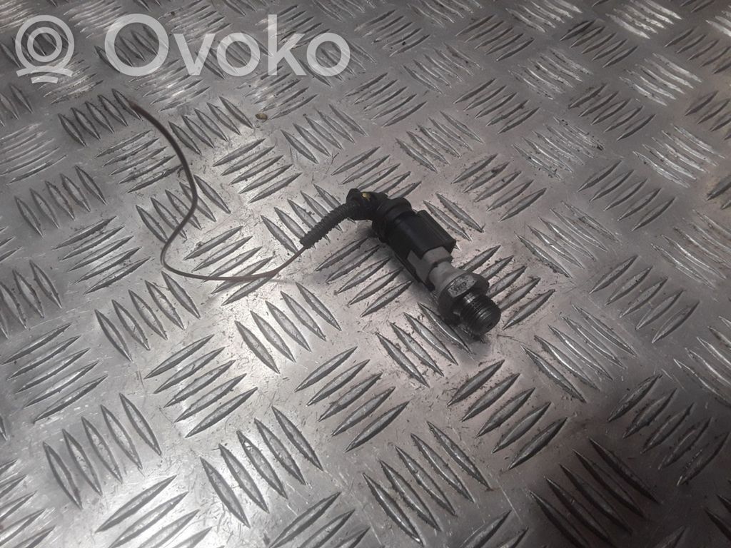 Peugeot 308 Oil pressure sensor 
