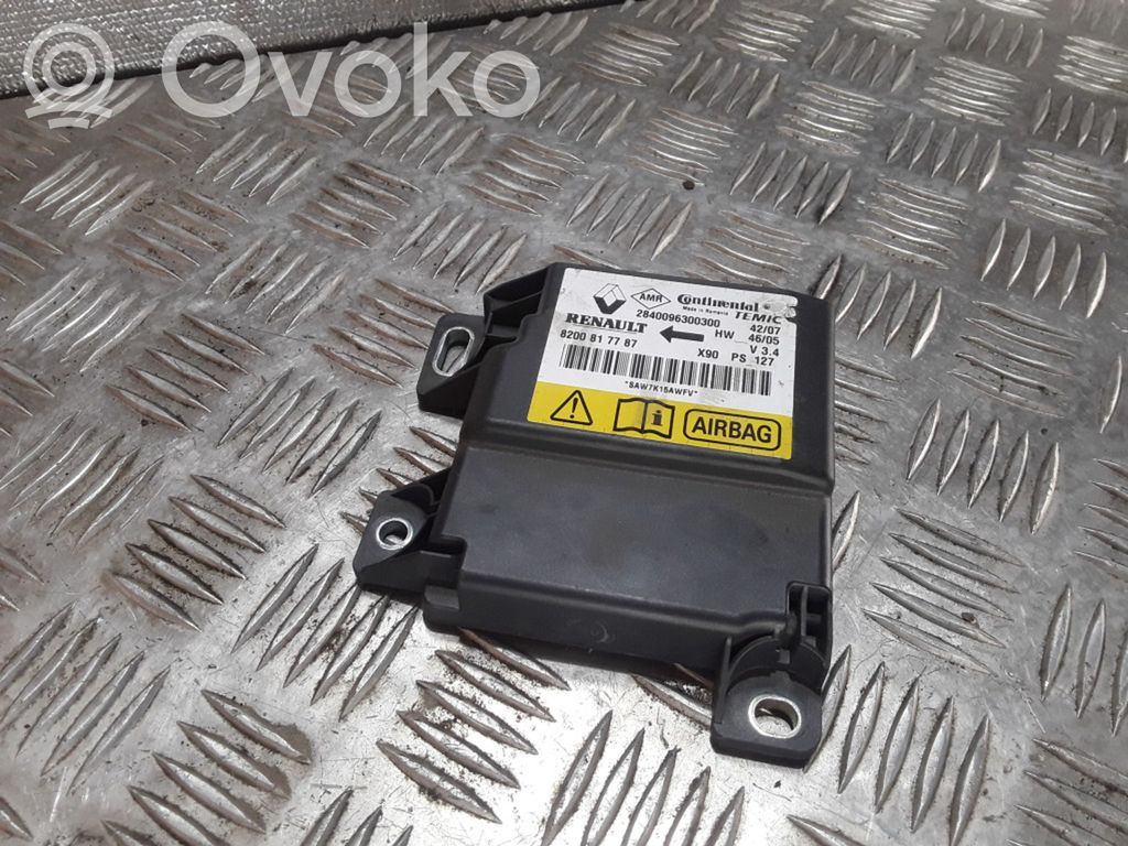 Dacia Logan I Airbag control unit/module 