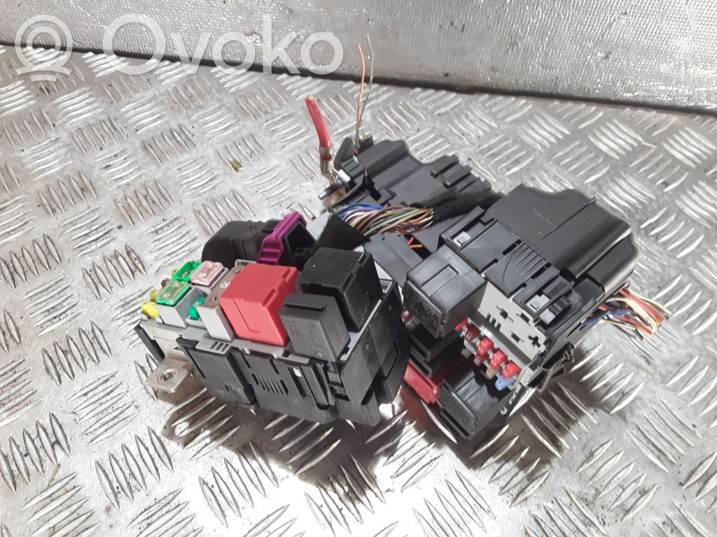 Opel Corsa D Fuse module 