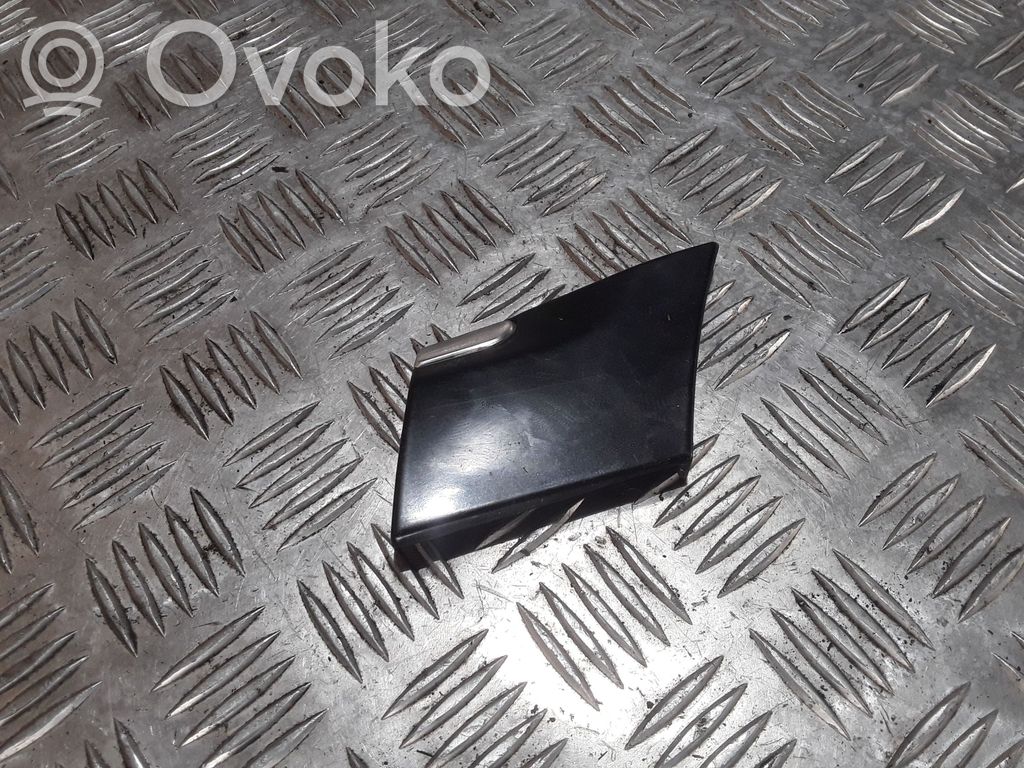 Audi A8 S8 D2 4D Listwa tylnego błotnika 