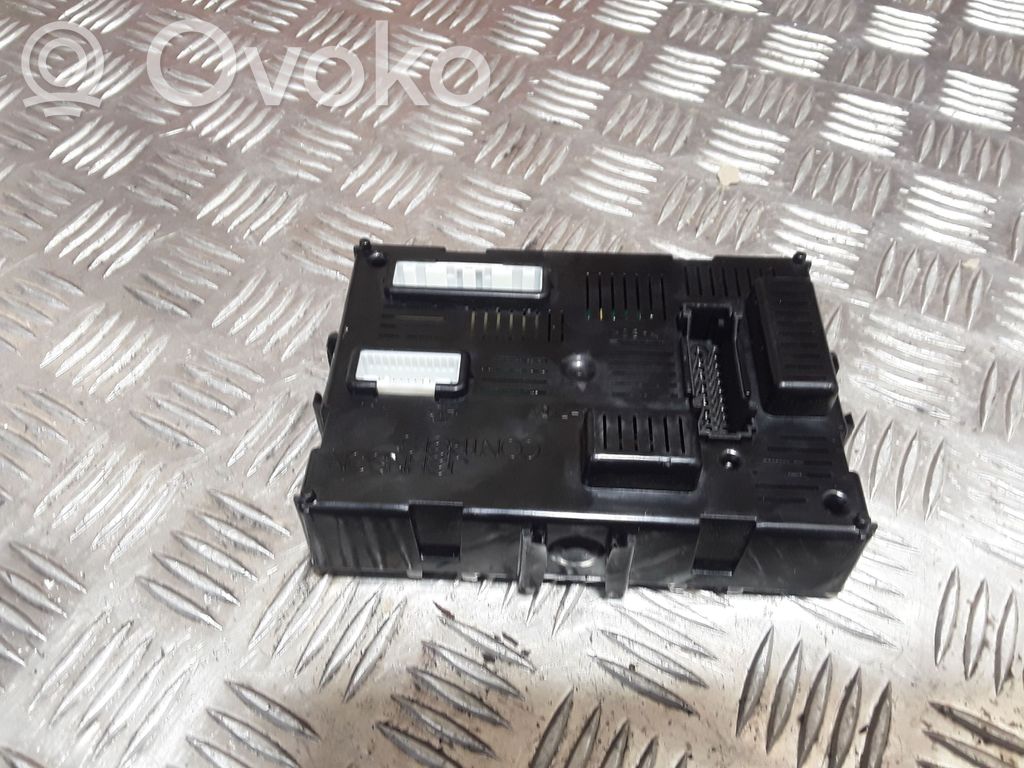 Nissan Note (E11) Komforta modulis 